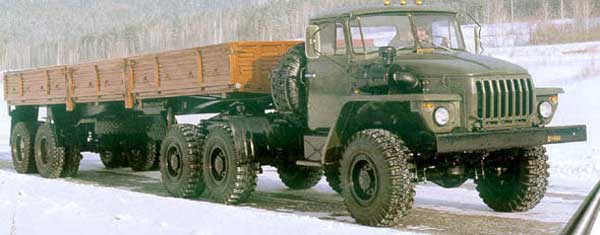Урал 377 седельный тягач