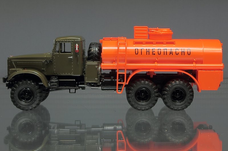 сайт модели автоистория. автоистория камаз 1 43 с прицепом 53212. камаз автоистория. зил 130 автоистория. краз 255 ац 8.