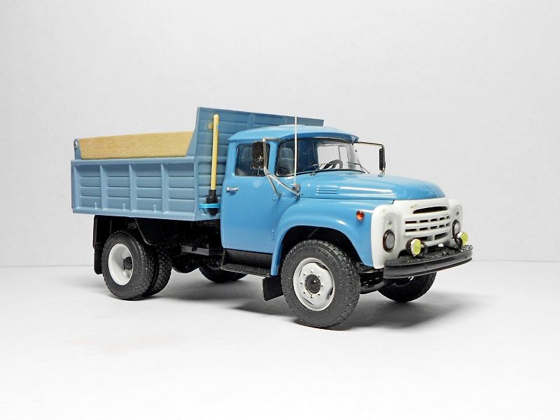 Купить Модель Зил 1 43