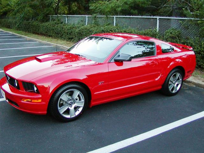 Mustang GT Red