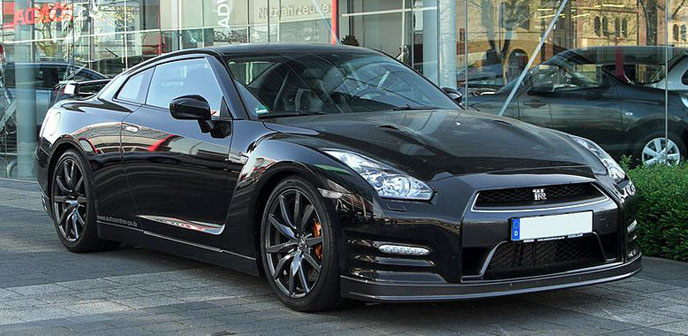 Nissan GT-R